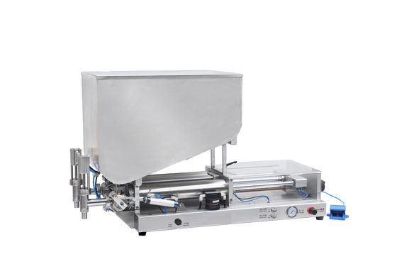 máquina del lacre del relleno del líquido de la tolerancia 200ml 0,01, máquina de rellenar del agua potable 5BPM